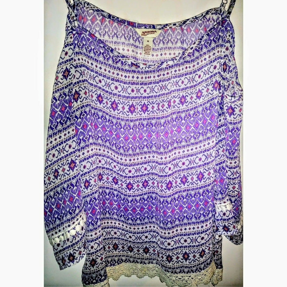 Arizona Jean Company White Lace Blouse